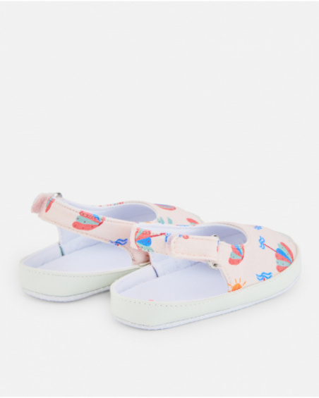 Sandalias de bebé niña en rosa claro con estampado veraniego Sandalias de bebé niña en rosa claro con estampado veraniego