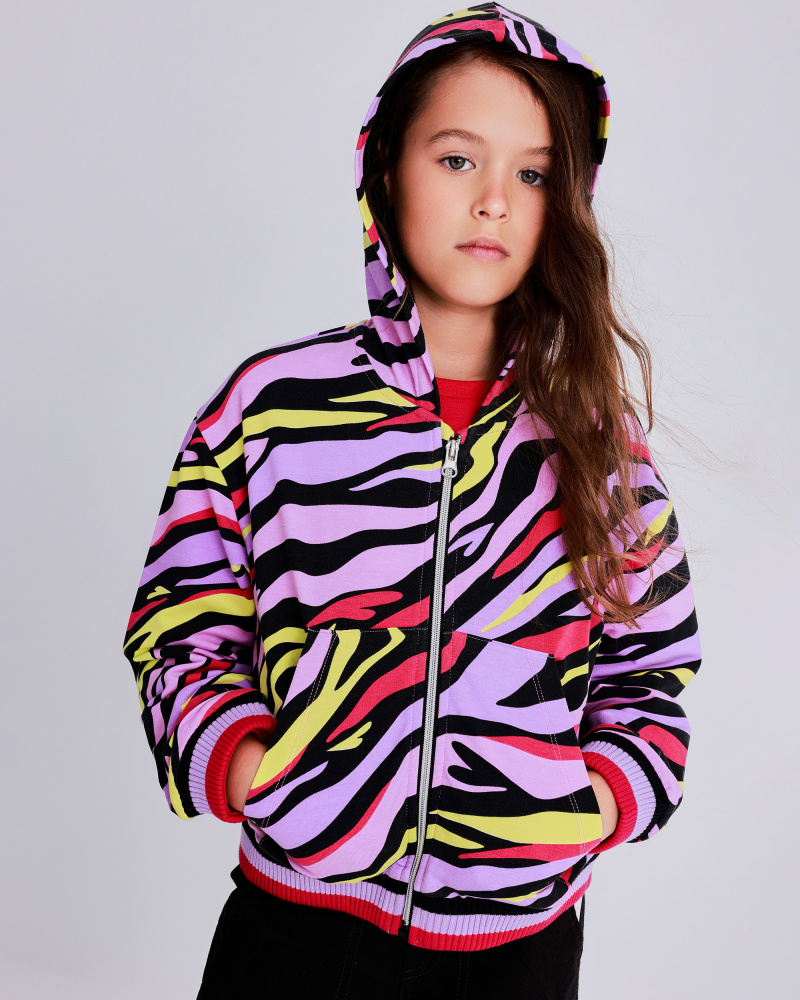 Sudadera para niña con capucha y estampado multicolor tipo animal print