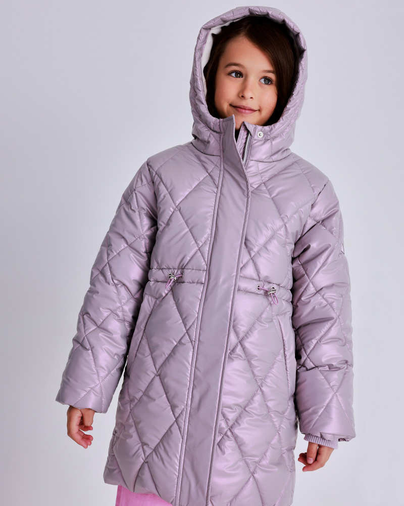 Abrigo acolchado de niña en color rosa con capucha