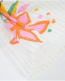 Falda de niña de plana con bordado decorativo