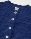 Chaqueta de niña de tricot con diseño calado