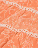 Vestido de niña de punto con franjas decorativas