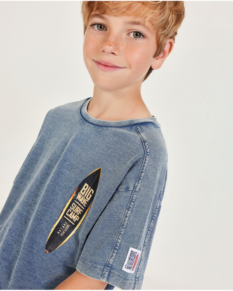 Camiseta de niño de punto con efecto lavado