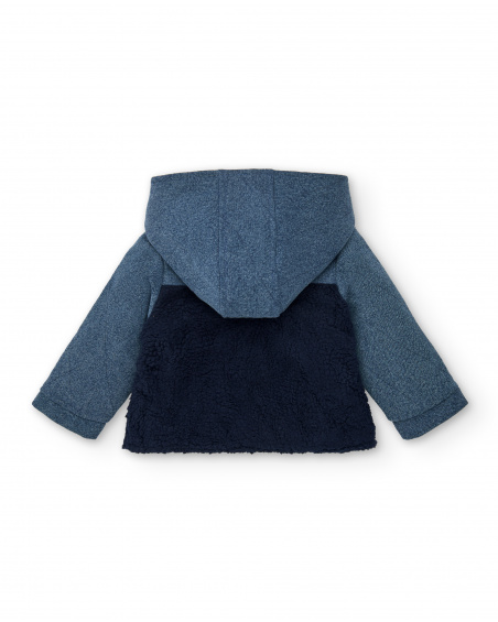 Chaqueta para niño en azul con capucha y bolsillos colección