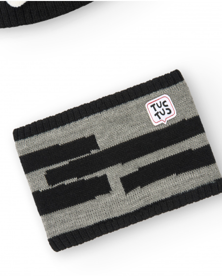 Conjunto de gorro y bufanda niño en gris con diseño de tigre