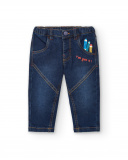 Pantalón denim niño con detalles bordados colección Big Brains Pantalón denim niño con detalles bordados colección Big Brains