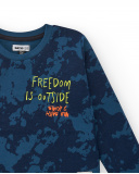 Camiseta azul con estampado camuflaje y mensaje para niño Camiseta azul con estampado camuflaje y mensaje para niño