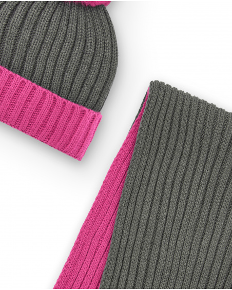 Conjunto de gorro y bufanda en gris y rosa para niña colección
