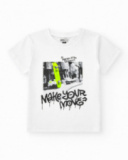 Camiseta para niño en blanco con detalles de skatebord Camiseta para niño en blanco con detalles de skatebord