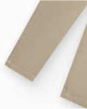 Pantalón para niño en color beige con bolsillos laterales y Pantalón para niño en color beige con bolsillos laterales y