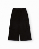 Pantalón cargo ancho negro con ojales decorativos para niña Pantalón cargo ancho negro con ojales decorativos para niña