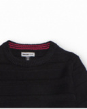 Suéter negro para niño con textura de rayas Suéter negro para niño con textura de rayas