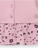 Conjunto para recién nacido en tonos rosa con estampado de