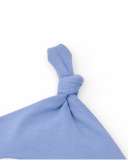 Gorro de punto para recién nacido en color azul con detalle de