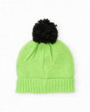 Gorro de punto para niño en verde con pompón y bordado
