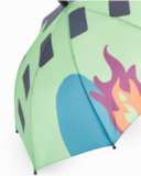 Paraguas de niño color verde con estampado de llamas y ventanas