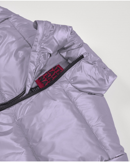 Cazadora acolchada de niña color plateado con cremallera frontal