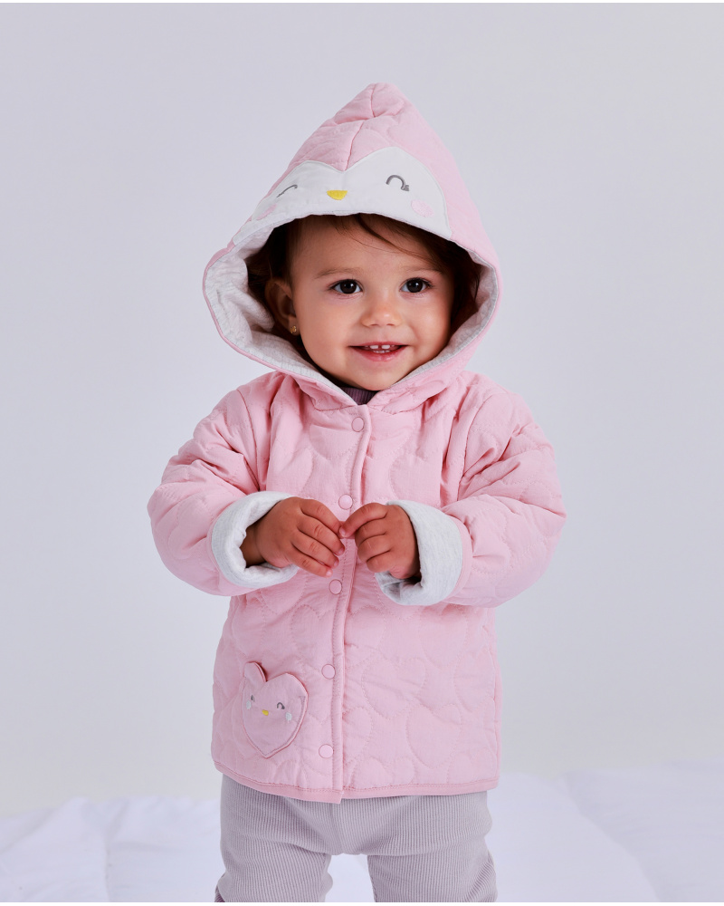 Chaqueta acolchada para recién nacido en rosa con capucha decorada