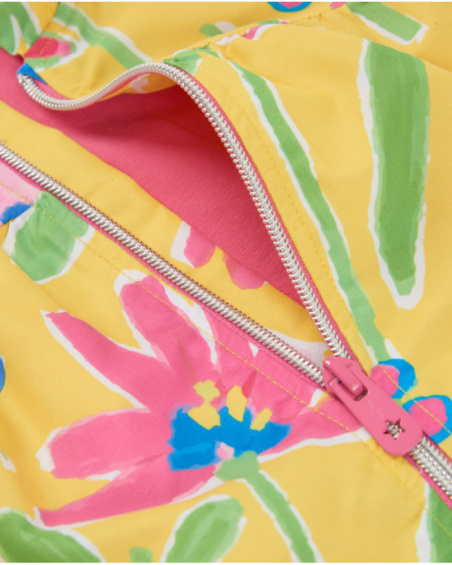 Chaqueta de niña de plana con motivos florales