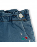 Short denim corazones azul niña