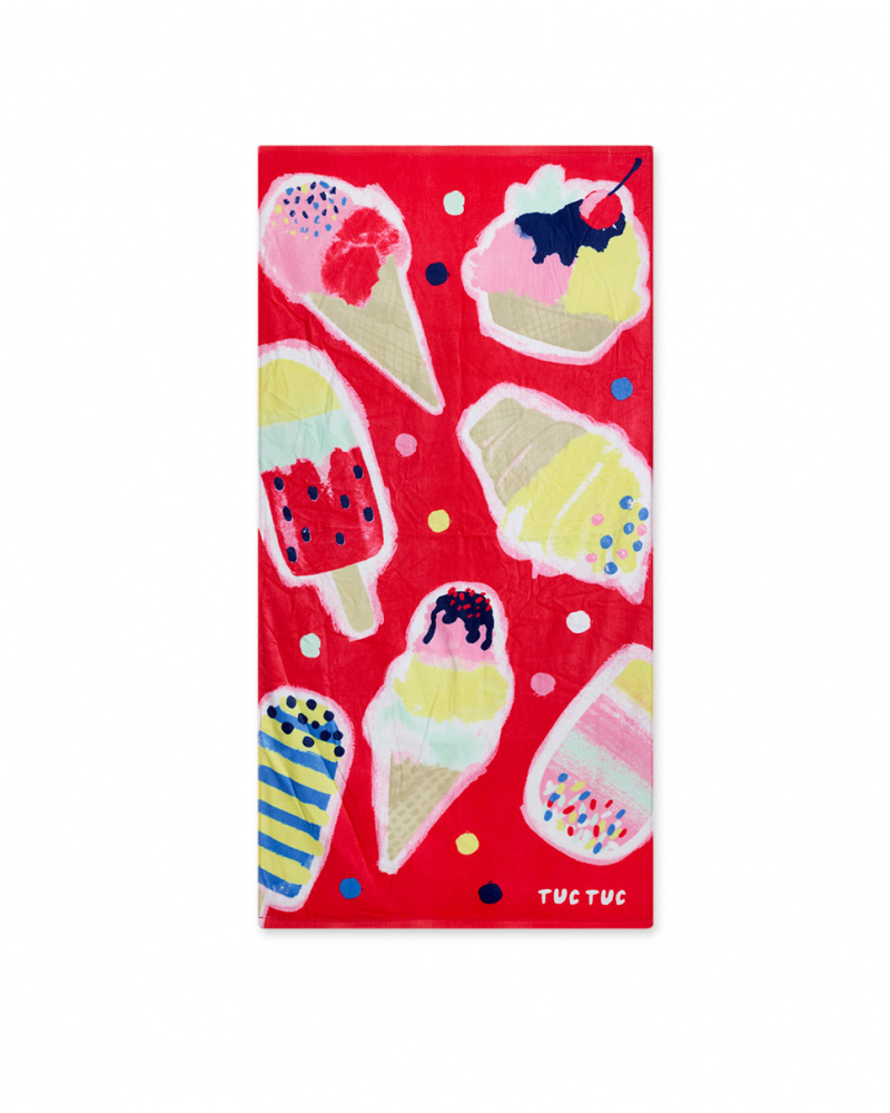 Serviette rouge fille vraiment douce