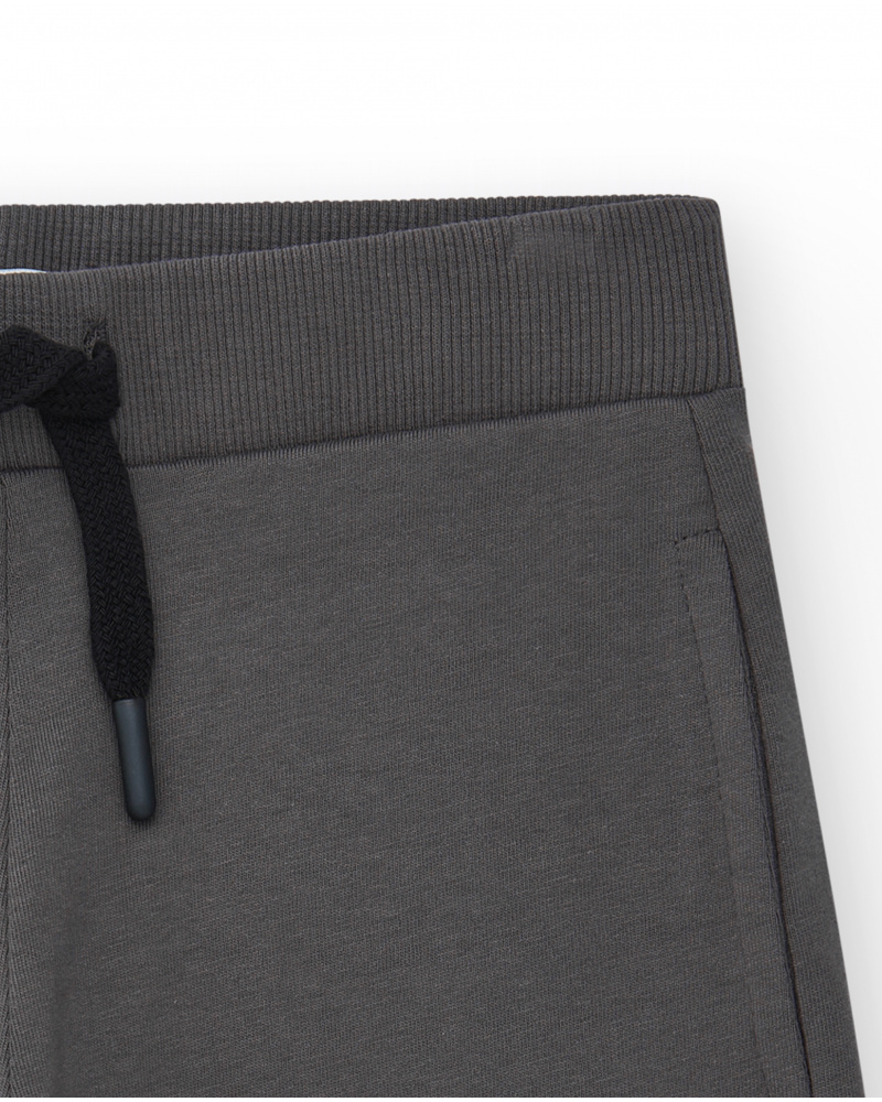 Bermudas pour garçon en gris avec taille ajustable et poches