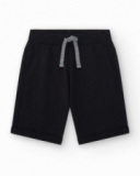 Bermudas pour garçon en noir avec taille ajustable et poches.