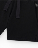 Pantalón corto para niña color negro con cintura elástica y