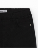 Pantalón corto para niña en negro con cintura elástica y