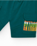 Bermudas pour garçon en vert avec taille élastique et poches latérales