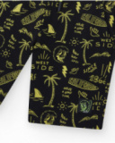 Bermudas pour garçon en noir avec taille élastique et imprimé.