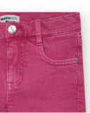 Short pour fille en rose avec poches et fermeture à bouton.