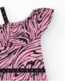 Robe pour fille en rose et noir avec design asymétrique et détails appliqués.