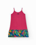 Robe pour fille en rose avec imprimé tropical et fleur brodée.