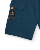 Bermuda tipo cargo para niño en azul petróleo con cordón naranja