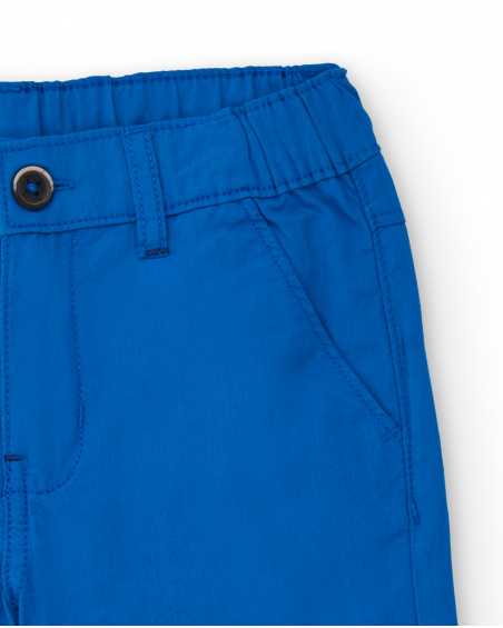 Bermuda para niño en azul eléctrico con estampado de palmera