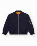 Blouson style bomber bleu marine pour garçon avec fermeture éclair métallique.