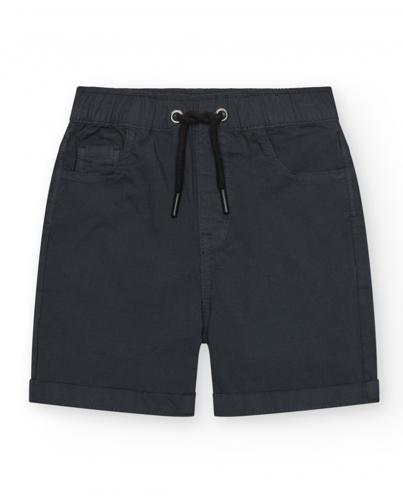 Bermuda gris foncé pour garçon avec taille ajustable et ourlet retroussé.