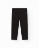 Pantalon noir pour garçon avec coupe ajustée et poches fonctionnelles.