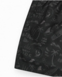 Short de bain noir pour garçon avec imprimé surfeur et cordon fluo.