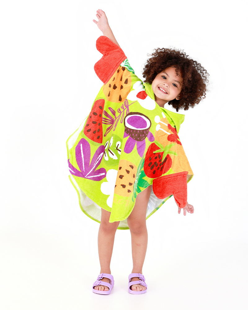 Serviette-poncho pour fille avec imprimé fruité et capuche avec oreilles