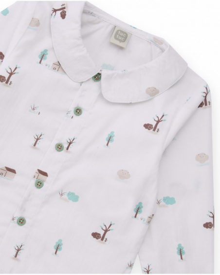 Ensemble chemise et pantalon pour nouveau-né avec imprimé maisonnettes et arbres.