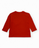 T-shirt rouge à manches longues pour garçon avec imprimé “GO TEAM” et détails sportifs.