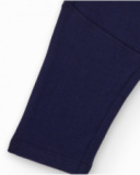 Pantalon en molleton pour garçon bleu marine avec coutures décoratives.