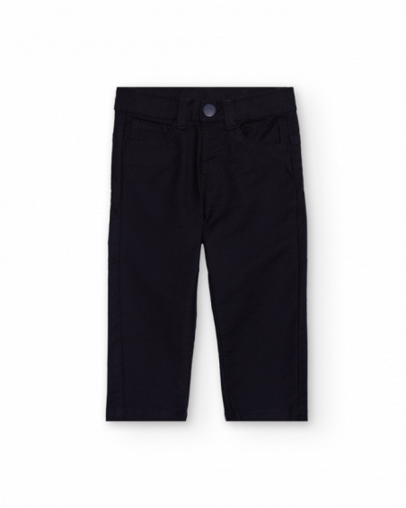 Pantalon en sergé pour garçon bleu marine avec poche arrière et détail brodé.