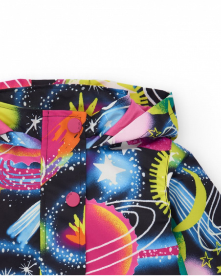 Veste imperméable pour fille avec imprimé de planètes et d’étoiles en couleurs vibrantes.