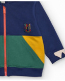 Sweat à capuche garçon bleu marine avec détails verts et jaunes.