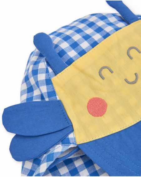 Bonnet en tricot pour nouveau-né avec détails en relief