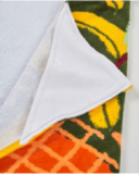 Serviette pour garçon en maille avec capuche décorée