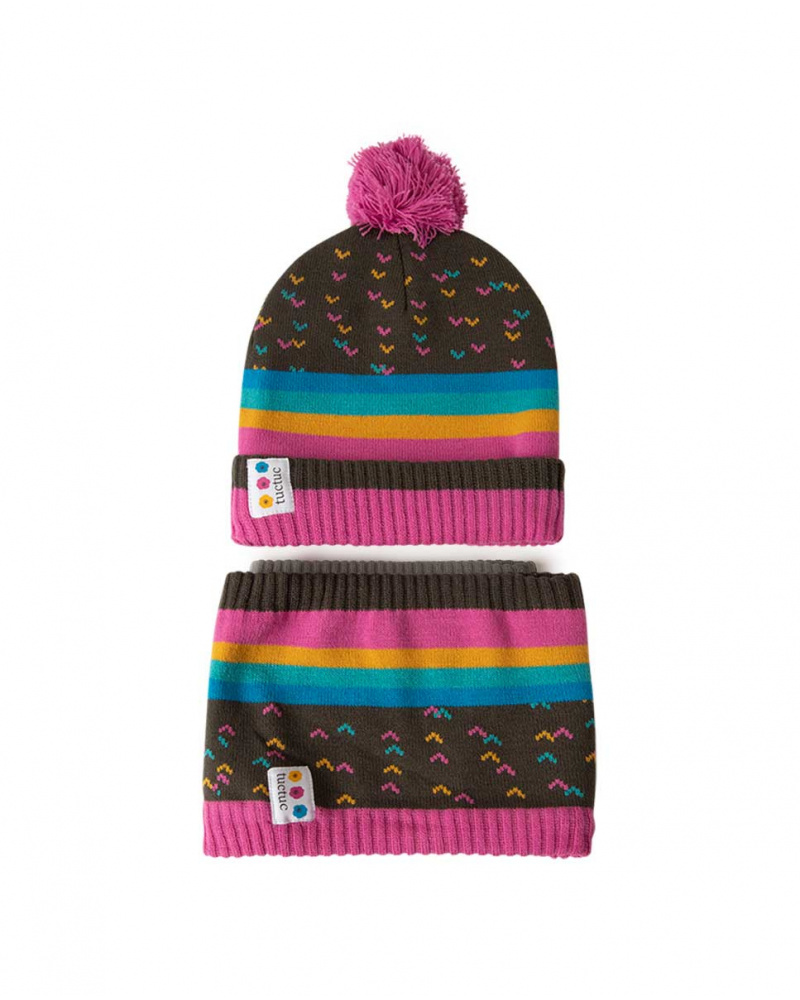 Bonnet tricoté marron et cou fille fleurs d'hiver